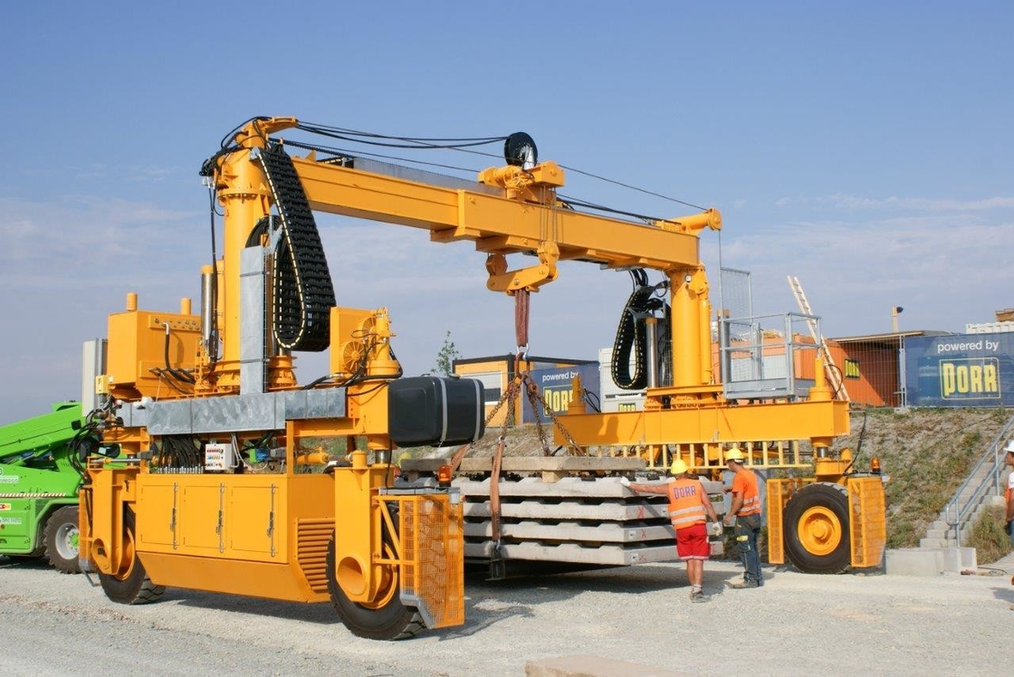 50t Load RTG Mobile Gantry Crane For Construction Factory, Customized Design
