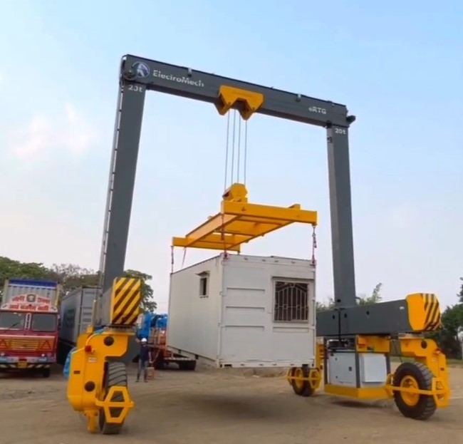 Shipyard 10t Mobile Gantry Crane With Quick Installation And Commissioning