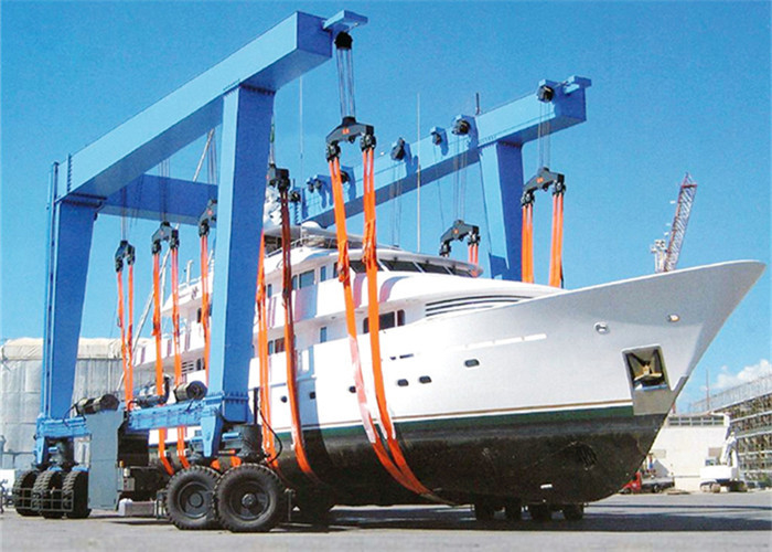 Marine Travel Lift 50t 80t Boat Hoist Crane Port Gantry For Lift Yacht