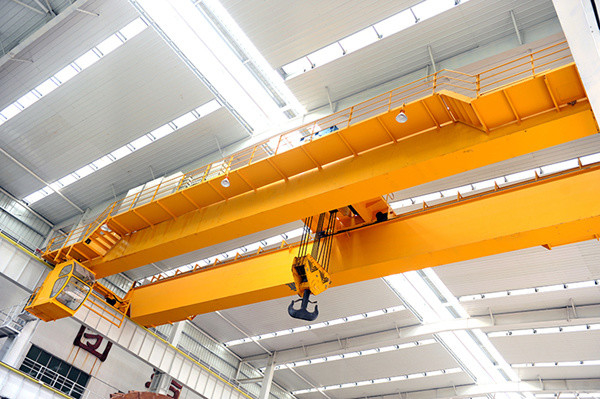 30~300t Double Girder Overhead Cranes Lifting Big Tonnage Product With Hook