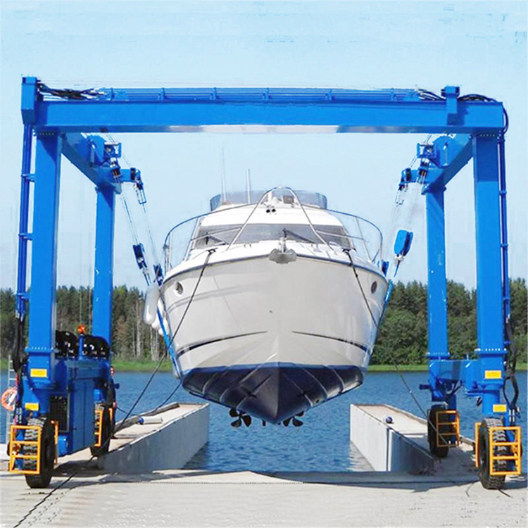 Side Lifting Boat Hoist Crane Customized With Span 5~20m