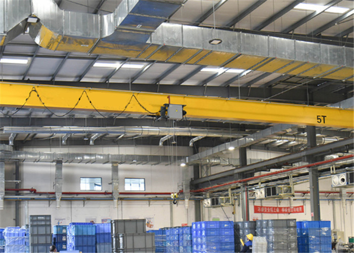 Electric Hoist Single Girder Beam Overhead Eot Crane For Lifting